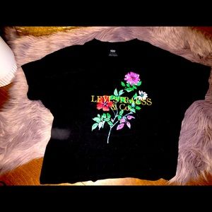 levi & strauss floral crop tee